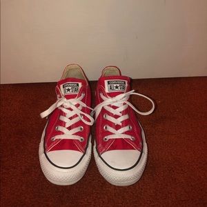 Red Converse All Star women’s shoes
